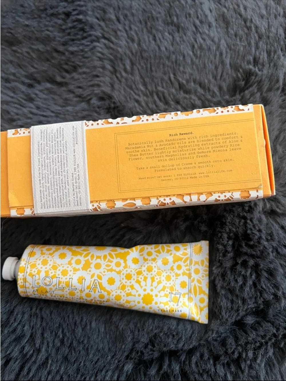 Lollia At Last handcreme white petals and rice flower 4 oz NEW bottle in box